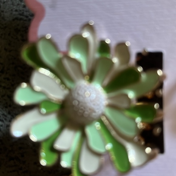 New Sunday State Floral Hair Clips Brand New On Card - Picture 6 of 10